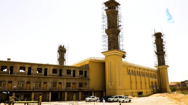 د کندهار سېنما وداني، چې په جمهوريت کې یې په جومات بدلول نیمګړي پاتې وو او د طالبانو حکومت یې کارونه بشپړ کړل.