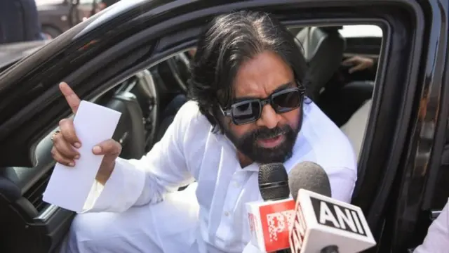 पवन कल्याण यांनी म्हटले आहे की, पोलिसांनी सर्वांसाठी निष्पक्ष पद्धतीने काम करावे.