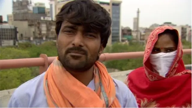 పట్టణాలలో ఉపాధి కోల్పోయి సొంతూళ్లకు వెళ్లిన వారిలో నీరజ్ దంపతులు కూడా ఉన్నారు