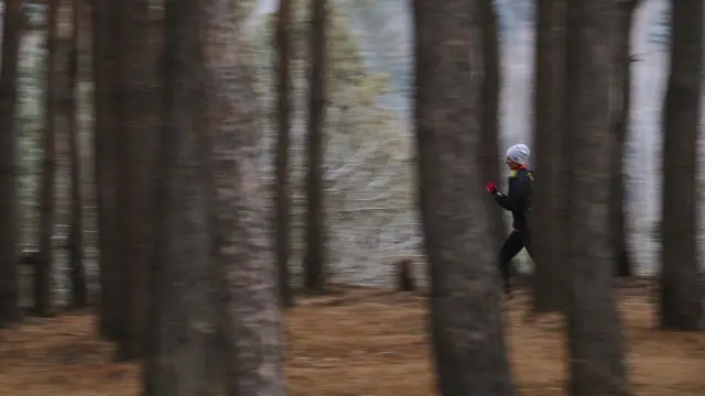 Бегунья Елена Нечаева