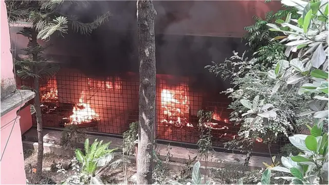 আগুন দেয়া হয় সদর উপজেলার ভূমি অফিসেও।