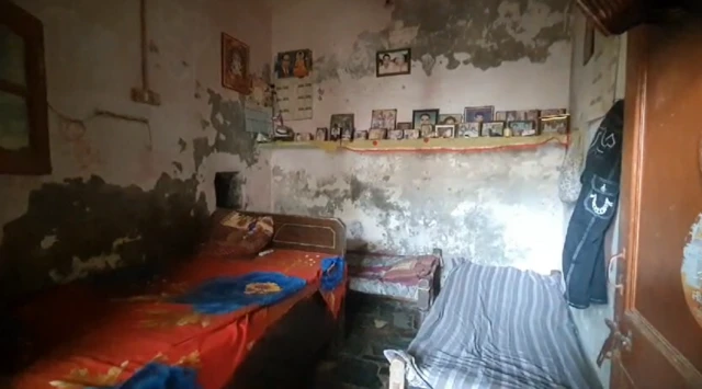 अभियुक्त गुरमेल का घर हरियाणा में कैथल ज़िले के नरड़ गांव में है.