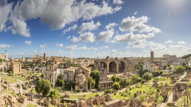 Vários prédios62betsfoto diurna da cidade62betsRoma