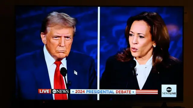 যুক্তরাষ্ট্রের প্রেসিডেন্ট নির্বাচনে বিতর্কে অংশ নিয়েছেন ডোনাল্ড ট্রাম্প ও কমালা হ্যারিস