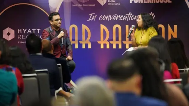 अक्टूबर 2018 में सिडनी में एक कांफ्रेंस के दौरान संगीत पर बात करते हुए एआर रहमान
