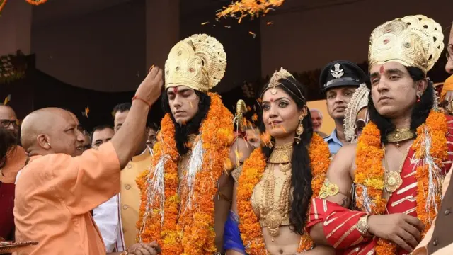 యోగి ఆదిత్యనాథ్