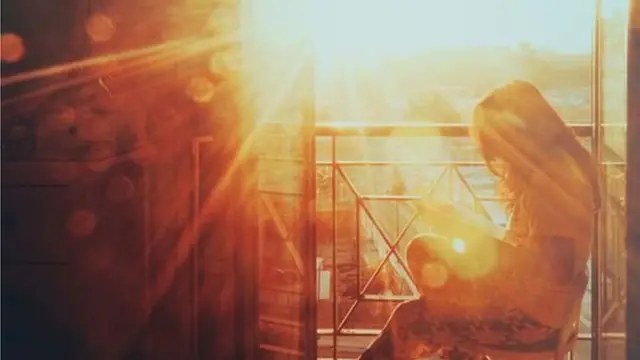 বারান্দায় বসেও ভিটামিন ডি নেয়া যায়