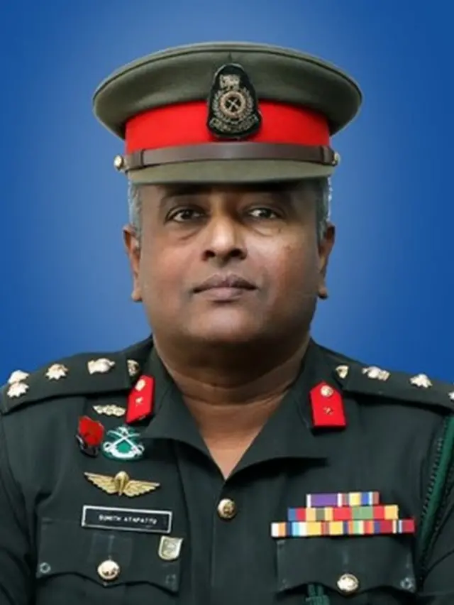 இராணுவ ஊடகப் பேச்சாளர் பிரிகேடியர் சுமித் அத்தபத்து