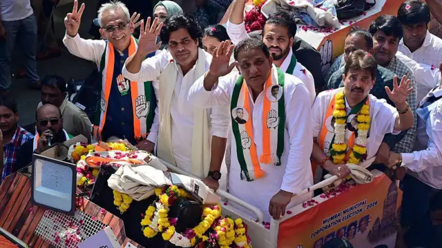 इमरान प्रतापगढ़ी, मोहम्मद अज़हरूद्दीन