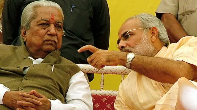 નરેન્દ્ર મોદી અને કેશુભાઈ પટેલ