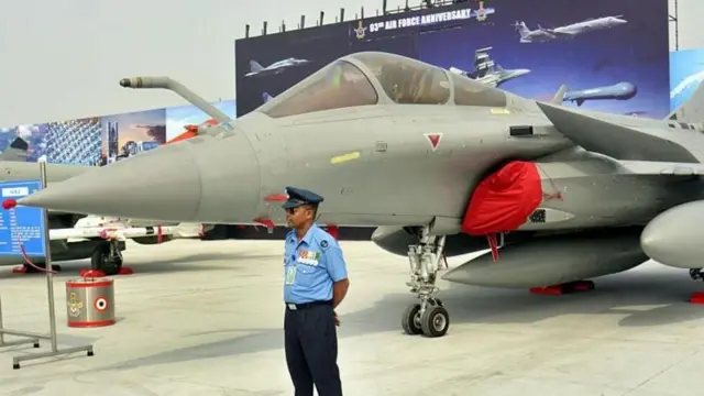 एडवांस्ड मीडियम कॉम्बैट एयरक्राफ्ट