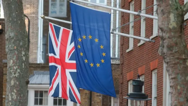 영국과 EU는 지난 6개월 동안 브렉시트 1단계 협상을 진행해왔다.