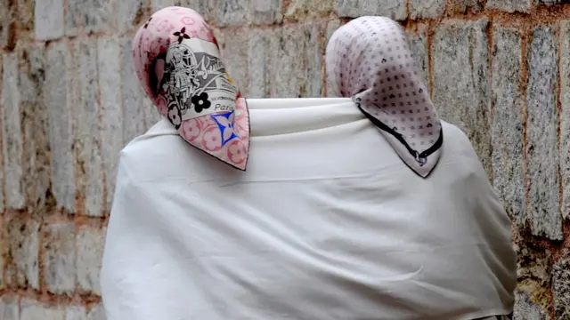 Başörtülü kadınlar