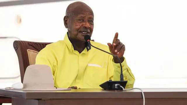 Yoweri Museveni anọọla n'ọchịchị dịka onyeisiala mba Yuganda kemgbe n'afọ 1986 ma merie ntuliaka asaa niile kemgbe ahụ nke gụnyere ntuliaka a e mere n'ụbọchị Tọzde 15 Jenụwarị, 2026.