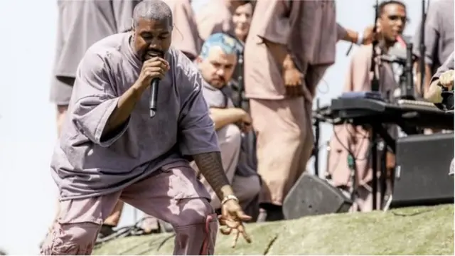 Kanye West dit être un "génie créatif".