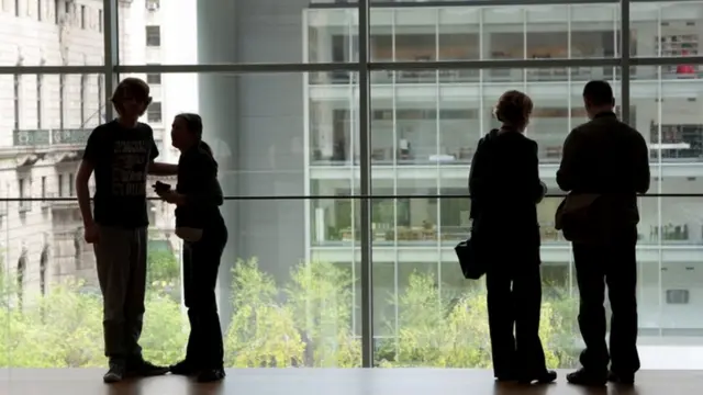 दफ़्तर में मर्द और औरतें