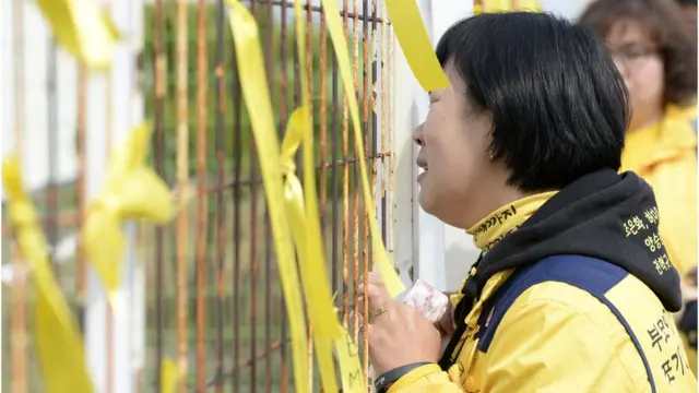 (캡션) 피해자들의 외상후 스트레스와 우울증 증상은 4월에 심해진다고 한다