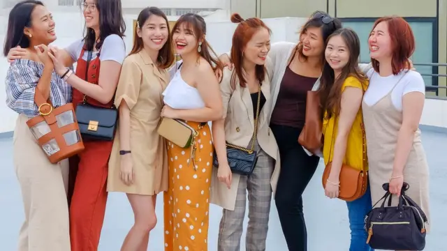 मलेशियाची नवी राजधानी पुत्रजयाचं नाव कशावरुन पडलं? पाहा फोटो-