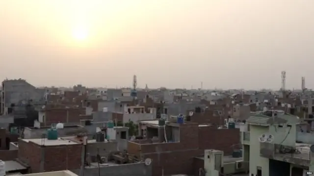 अवैध कॉलोनी