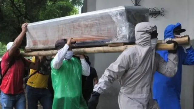 Tahadhari kubwa inastahili kuchukuliwa na watu waliopewa jukumu la kubeba maiti