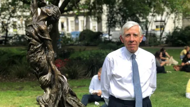 Ông Jack Straw: Chúng ta cần một cuộc điều tra độc lập của UNHCR