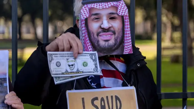 সৌদি যুবরাজকে বিদ্রূপ করে রোমে মানবাধিকার কর্মীদের বিক্ষোভ (ফাইল ছবি)