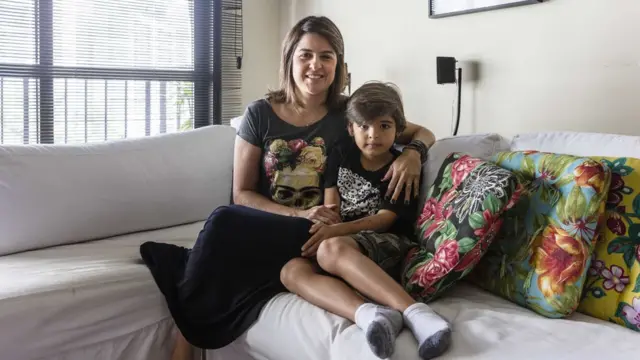 Helena Colonelli e o filho João Pedro