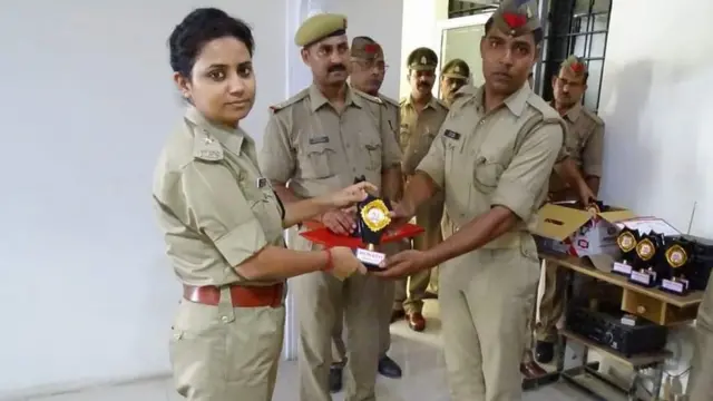 आईपीएस नेहा पांडेय