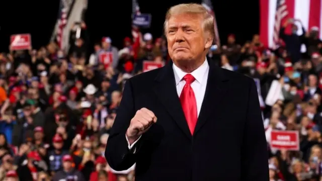 डोनाल्ड ट्रंप