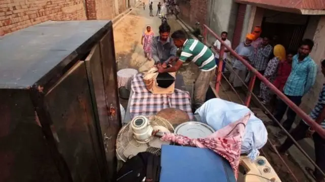 पुल कंजारी गांव