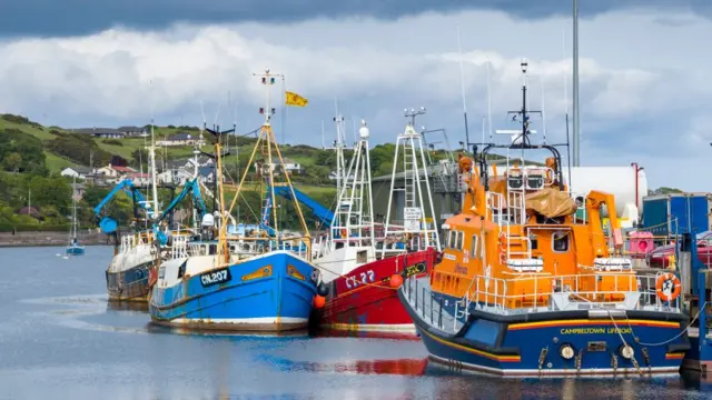 Рыбацкие лодки в Шотландии