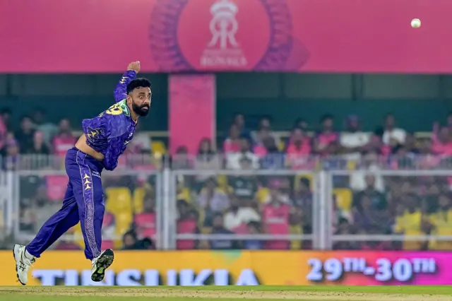 वरुण चक्रवर्ती