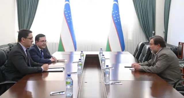 Россия элчиси Олег Малгинов билан Ўзбекистон Ташқи ишлар вазири ўринбосари Бобур Усмонов учрашди.