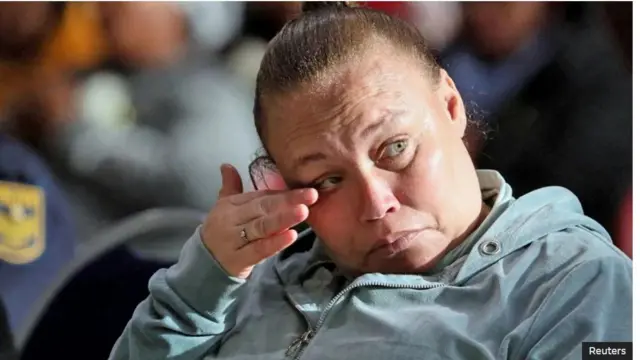 Kelly Smith, iya to gbadajọ ẹwọn gbere