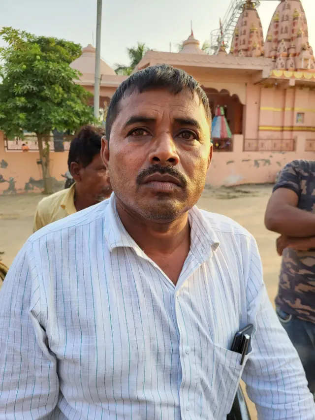 ગામના રહીશ અમૃત ઠાકોર અનુસાર ખ્યાતિ હૉસ્પિટલનો સ્ટાફ દિવાળી પહેલાથી આસપાસનાં ગામોમાં મેડિકલ કૅમ્પ કરવા ફરતા હતા.