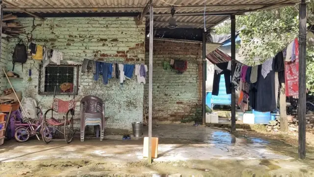 आरे जंगल परिसरातील घर