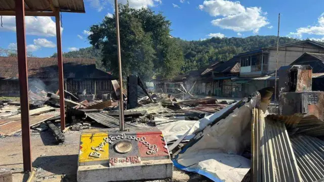 ဒီဇင်ဘာ ၃၁ ရက် လေကြောင်းတိုက်ခိုက်မှုအပြီးမှာ ပျက်စီးသွားတဲ့ မိုင်းငေါ့ မိးသတ်စခန်း