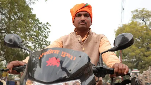 ਗਾਜ਼ੀਪੁਰ ਦੇ ਬ੍ਰਿਜਕੇਤੂ ਸਿੰਘ ਉੱਤਰ ਪ੍ਰਦੇਸ਼ ਦੇ ਮੁੱਖਮੰਤਰੀ ਨੂੰ 'ਮਹਾਰਾਜ' ਬੁਲਾਉਂਦੇ ਹਨ