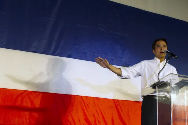 อภิสิทธิ์ เวชชาชีวะ,ประชาธิปัตย์,ปรองดอง,กปปส.