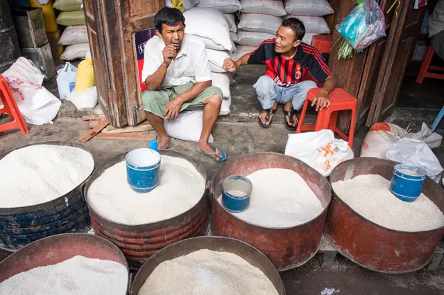 ဆန်စျေးတွေလည်းတက်လာခဲ့