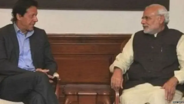 नरेंद्र मोदी आणि इम्रान खान