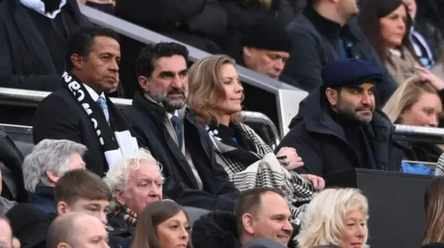 Abbootii qabeenyaa Niiwukasi haaraa