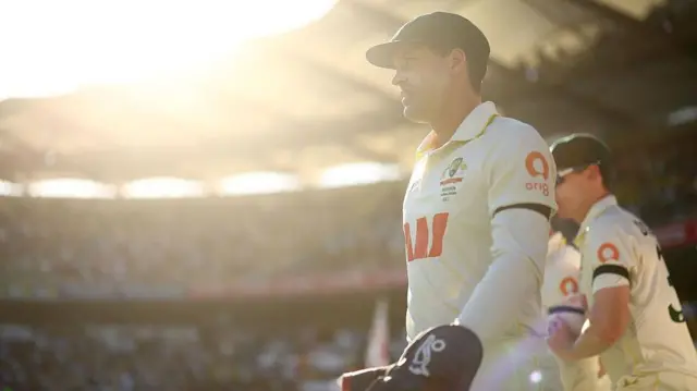 அலெக்ஸ் கேரி - விக்கெட் கீப்பிங்