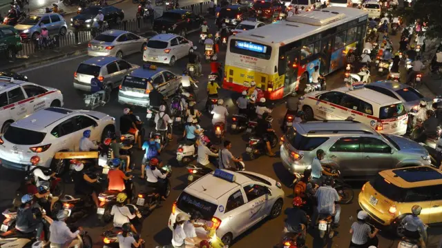 'Lái xe hung hăng' kiểu Việt Nam