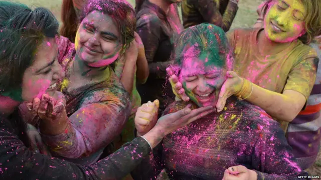 होली, रंग, सीमन का गुब्बारा