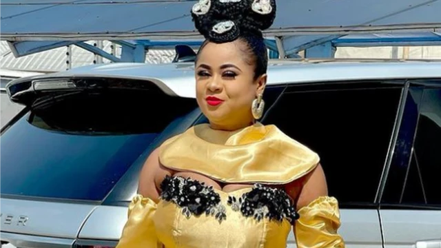 Uju Okoli