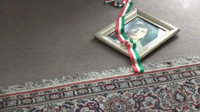 نمایی از فیلم «آتش جاوید»