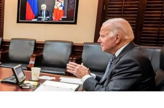 АКШ жана Россия президенттери жаңы жылдын алдында сүйлөшкөн.
