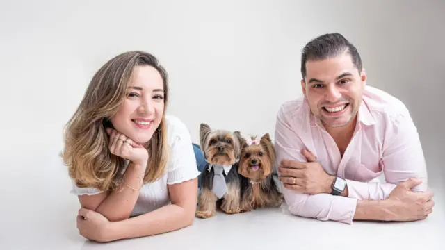 Apaixonados por animais desde pequenos, Patrícia e Mateus decidiram então que teriam pets para deixar a casa mais alegre