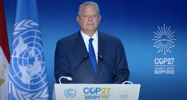 Al Gore bụbu Osote onyeisiala mba Amerịka.